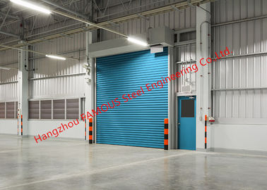 China Insulated Factory Rolling Gate Industrial Garage Doors Lifting For Warehouse Internal And External Use supplier