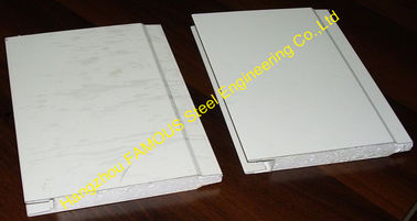 China Water Resistant Insulated Sandwich Panels For Wall , Roof Sheets supplier