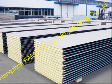 China Warehouse Metal Roofing Sheets / Polyurethane Panel Heat Insulation supplier