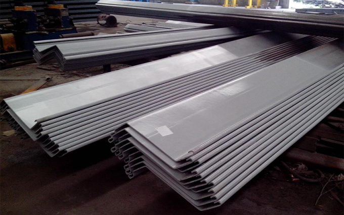 En Standard Z Type Steel Sheet Piles For Quay Walls 2