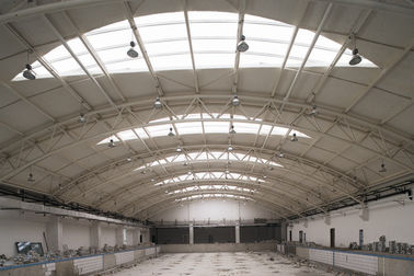China Q235 Q345 Pipe Truss Large Industrial Steel Buildings Fabrication For Stations supplier