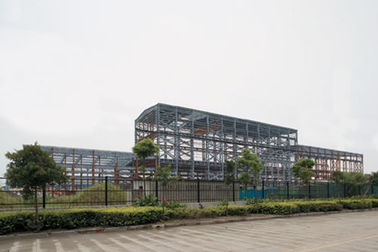 China Prefab Industrial Steel Buildings Fabrication With Low Maintenance supplier