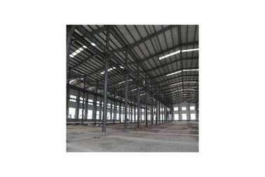 China Galvanized Structural Steel Fabrications Warehouse Buildings Covered By Wall Cladding Panel supplier