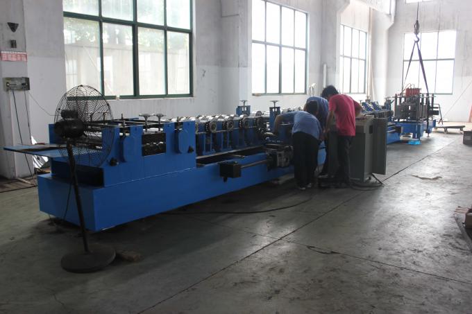 C Purlin Cold Roll Forming Machine With Auto Punching / Cutting 2