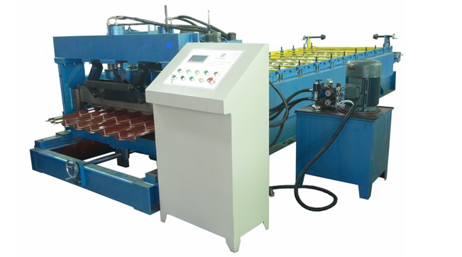 Steel Roof Tile And Wall Panel Roofing Sheet Forming Machine 6.5KW 3