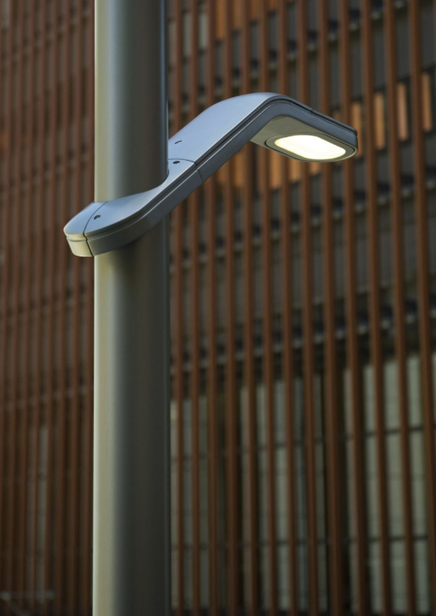 Integrated LED Light Pole Exterior Lighting Pole Facade Light Post 1