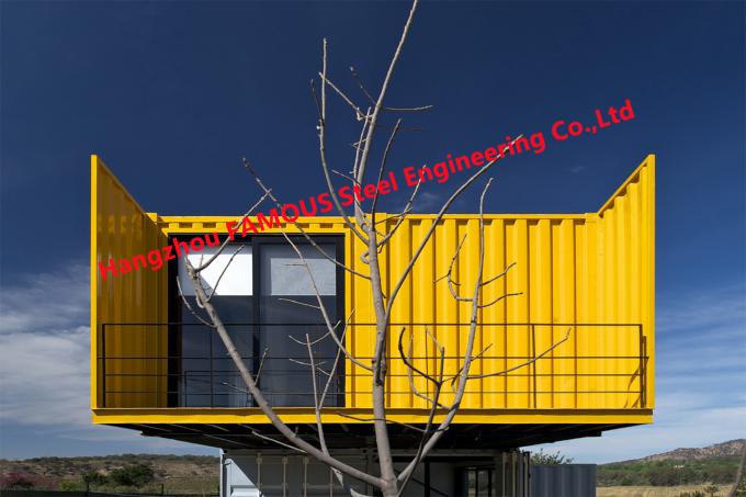 Modular Luxury Living Container Prefabricated Houses With Glass Wall 0
