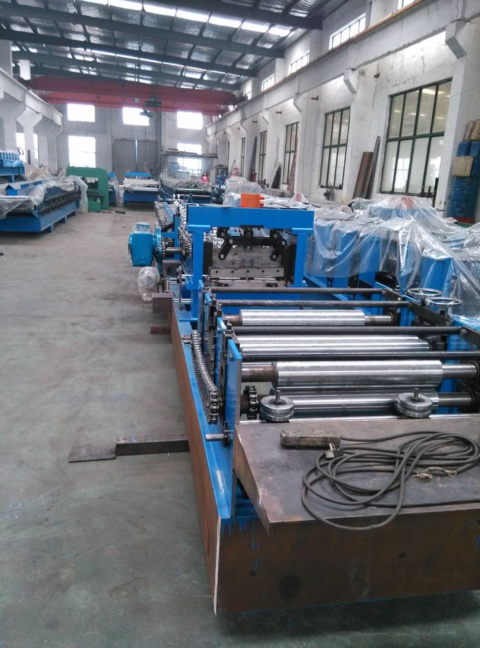 Interchange Roll Forming Machine , C Z Purlin Production Line For Steel Strip 2